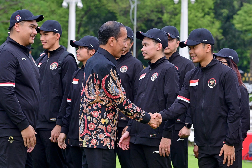 Olimpiade-Paris-2024-Menpora-Dito-Harapkan-Medali-Emas-dari-Cabor-Bulutangkis